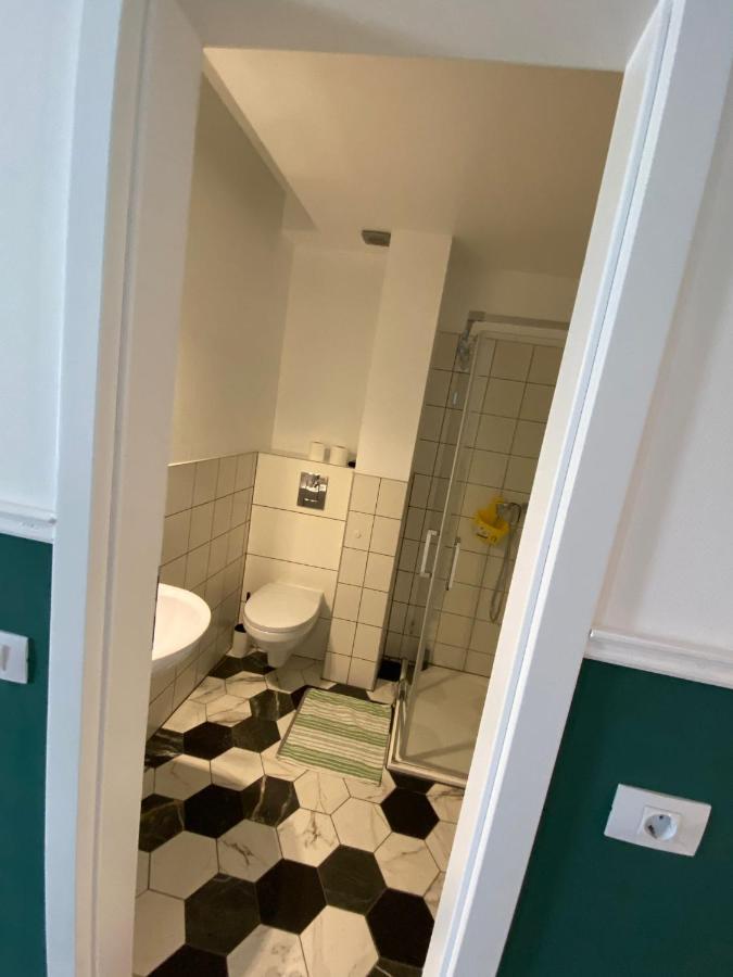 Ave Hotel Victoriei บูคาเรสต์ ภายนอก รูปภาพ