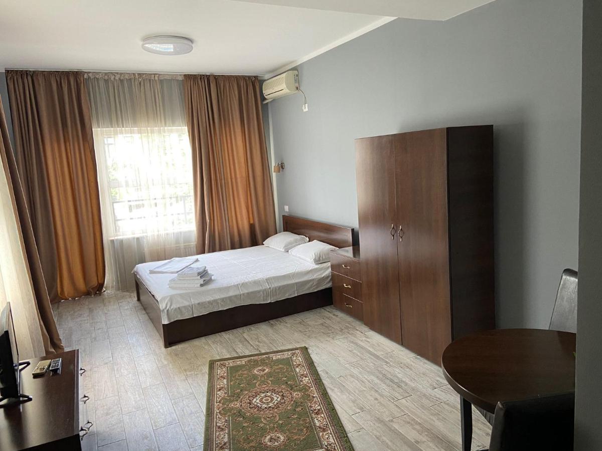 Ave Hotel Victoriei บูคาเรสต์ ภายนอก รูปภาพ