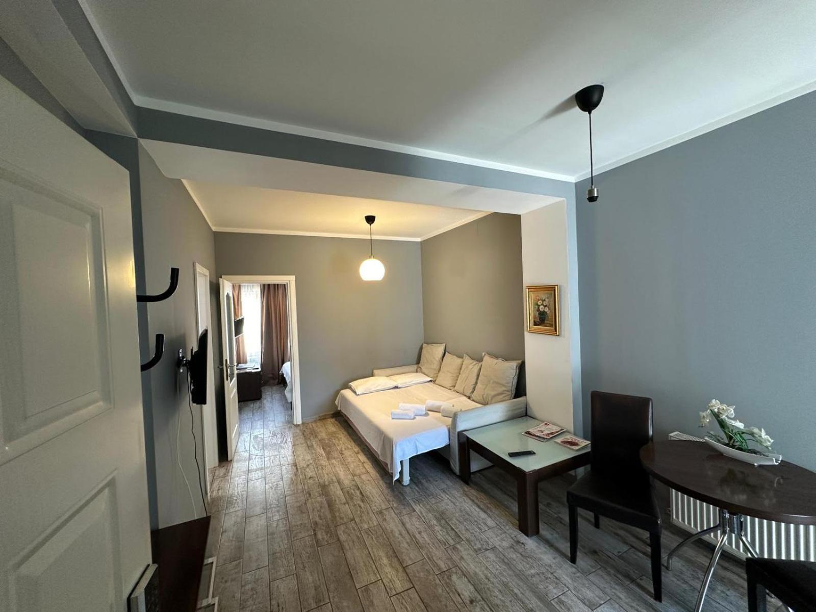 Ave Hotel Victoriei บูคาเรสต์ ภายนอก รูปภาพ