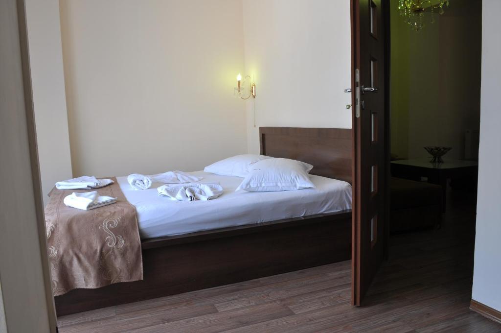 Ave Hotel Victoriei บูคาเรสต์ ภายนอก รูปภาพ