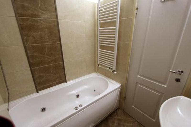 Ave Hotel Victoriei บูคาเรสต์ ภายนอก รูปภาพ