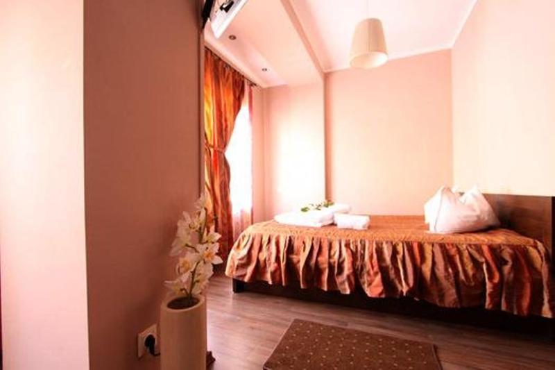 Ave Hotel Victoriei บูคาเรสต์ ภายนอก รูปภาพ